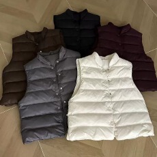 批发短款羽绒马甲女2025秋冬新款羽绒服高端内搭背心立领百搭叠穿内搭