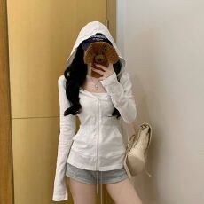 批发纯欲风miu系<b class='q'>白色</b>连帽拉链防晒薄款外套开衫女春季2026长袖T恤上衣