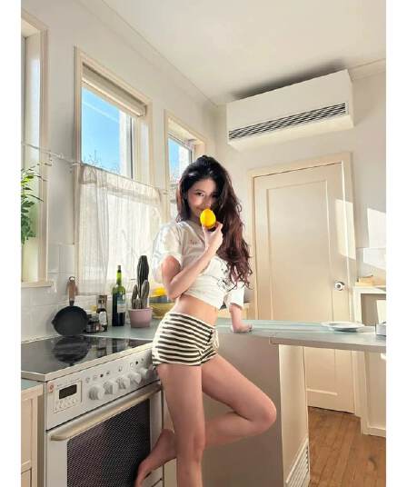 원본 품질 휴가 비스듬한 어깨 반팔 티셔츠 여름 루즈핏 맨위