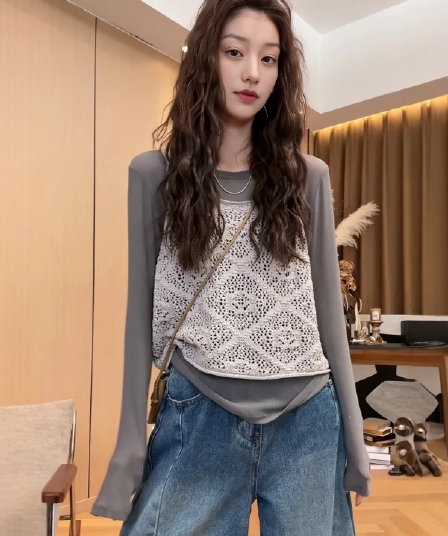 빅 사이즈 여성 의류 프랑스식 홀로우 아웃 자수 회색 니트 캐미솔 봄 여름 새로운 외부 가져 가라. 스택 착용 민소매 맨위
