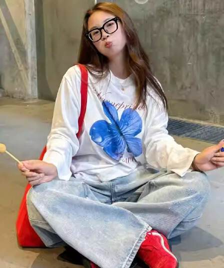 21 순면 210 그램 가을 의상 긴팔 티셔츠 여성 루즈핏 맨위 프린트
