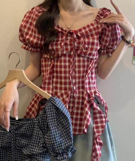 빅 사이즈 표지 배 프랑스식 레트로 리본 체크무늬 여성 셔츠 여름 통통한 여동생 슬림해 보이는 거품 소매 광장 칼라 맨위