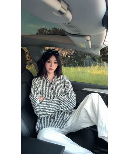 300 그램 원본 긴팔 티셔츠 기본 셔츠 여성 얇은 스타일 트렌디 가을 새로운 생선뼈 곡물 루즈핏 스탠드 칼라 맨위