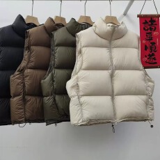 批发2026<b class='q'>秋</b>冬季新款新国标95白鸭绒羽绒马甲女立领宽松泡芙短款背心潮