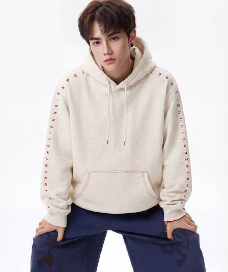 얇은 스타일 후드티 남녀 커플룩 봄 가을 새로운 트렌디 명시적 스티치 장식 루즈핏 후드 한국 스타일 맨위