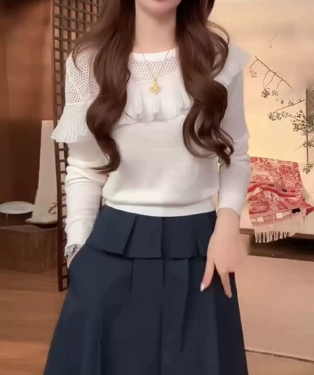 한 부서 연령 감소 홀로우 아웃 연꽃 잎 레이스 긴팔 털 니트 스웨터 티셔츠 여성 이른 가을 새로운 편안함 디자인 센스 맨위