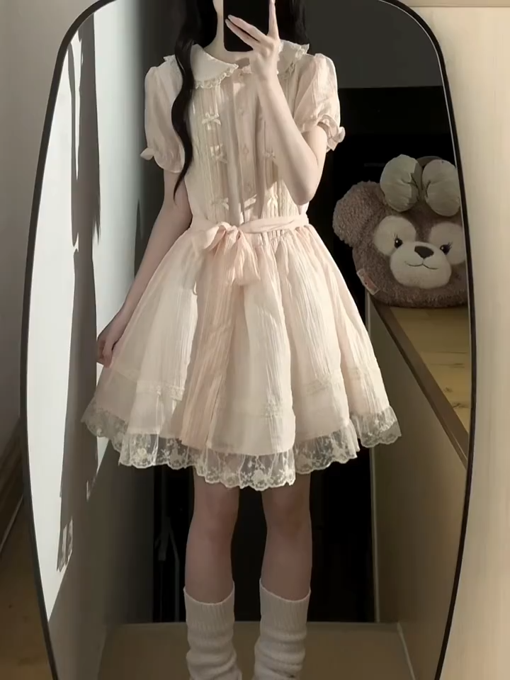 여름 새로운 프랑스식 달콤함 귀여운 베이비 칼라 거품 소매 레이스업 허리 수축 나비 매듭 반팔 드레스