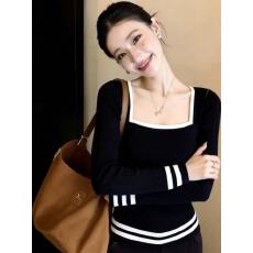 批发时尚方领撞色条纹针织衫女2025<b class='q'>秋冬</b>新款纯欲风修身长袖打底衫上衣