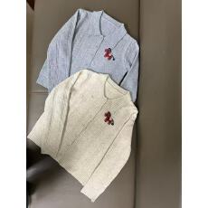 批发生肖小马刺绣 100%羊毛圆领毛衣<b class='q'>外套</b>绞花小马驹贴布绣针织衫女冬