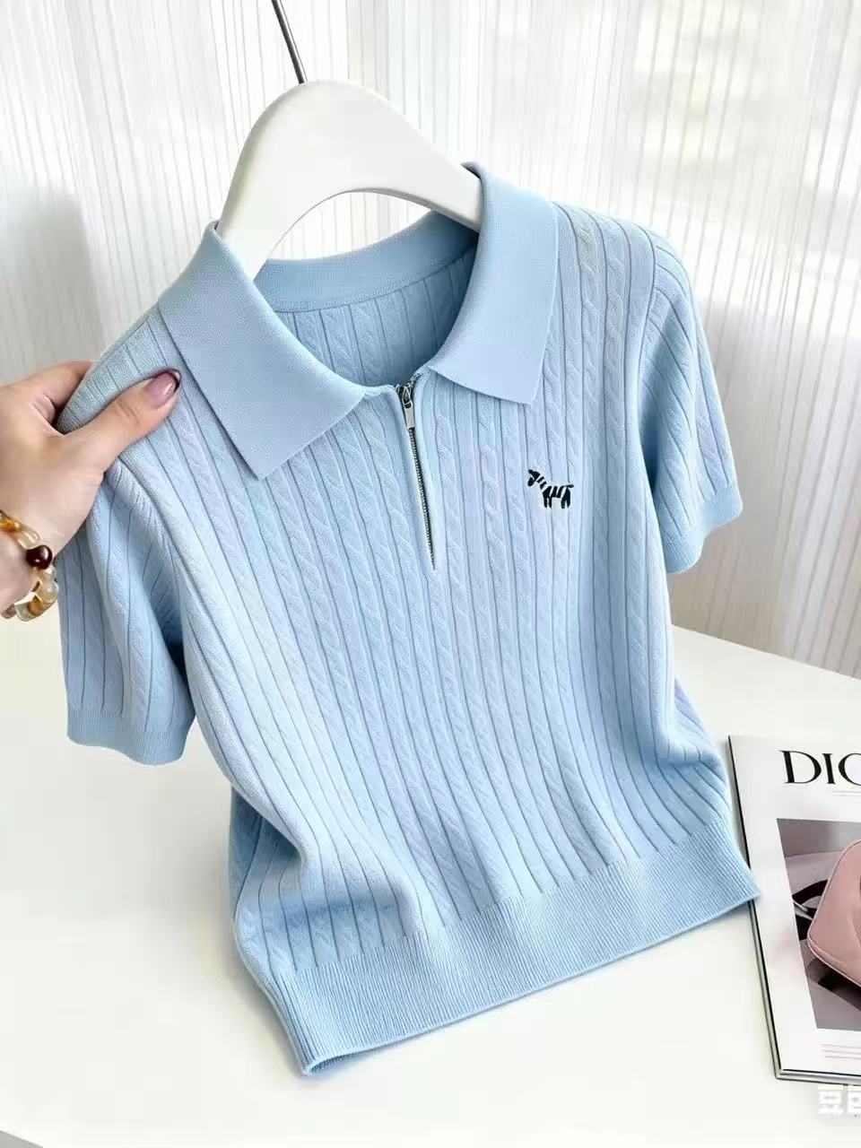 미니멀리즘 POLO 칼라 꽈배기 니트 스웨터 빅 사이즈 지방 mm 여성 여름 새로운 반팔 하프 지퍼 품격 캐주얼 맨위