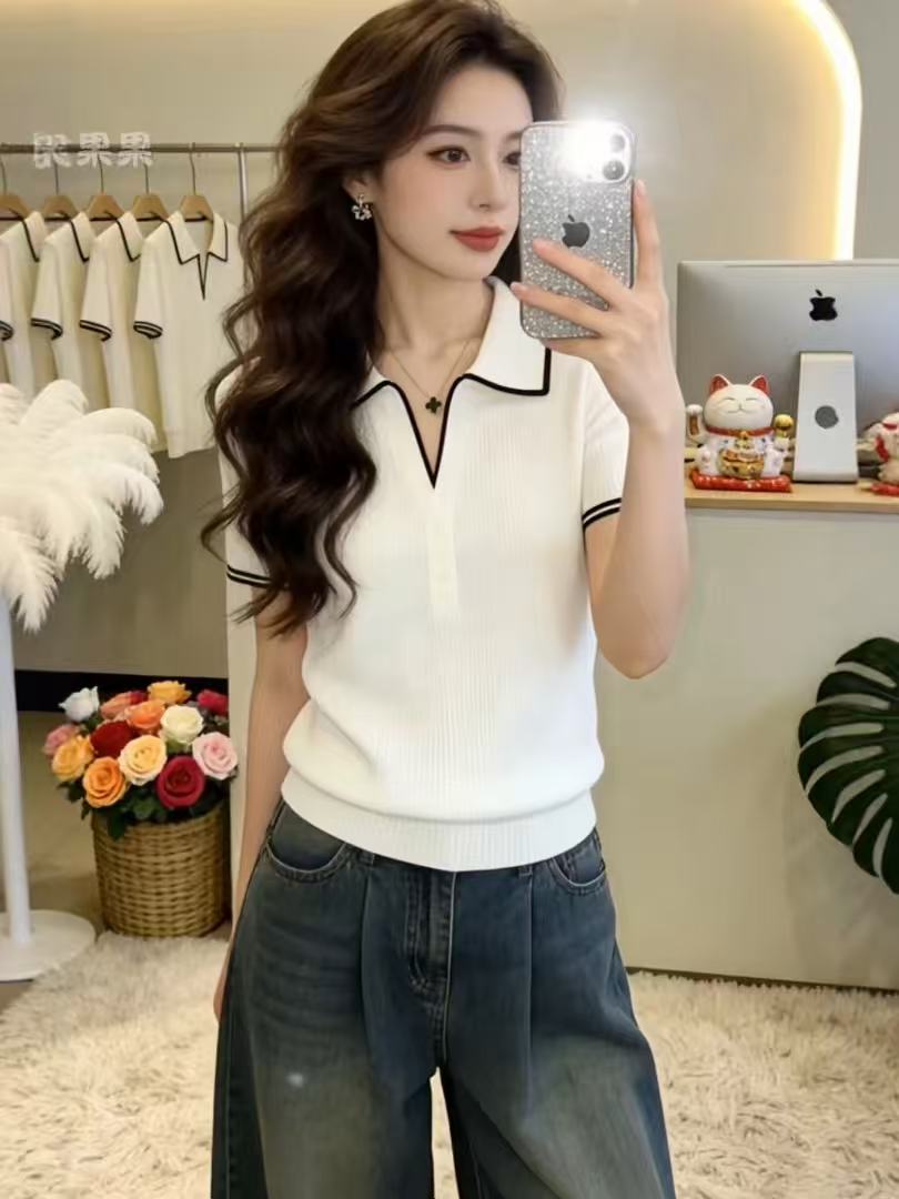 프랑스식 폴로 칼라 배색 고급 반팔 니트 스웨터 여성 여름 빅 사이즈 지방 mm 표지 배 슬림해 보이는 긍정적 인 어깨 V넥 맨위