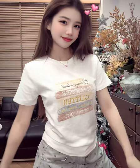 2026 여름 새로운 패션 미니멀리즘 캐주얼 라운드 넥 루즈핏 슬림해 보이는 다용도 알파벳 프린트 반팔 니트 맨위