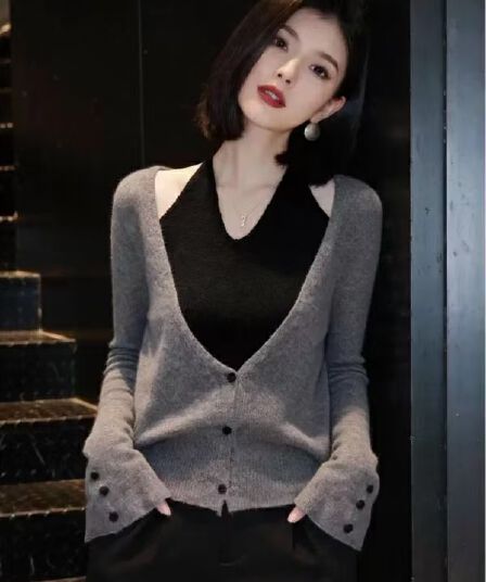 고급 센스 자이언트 잘 생긴 작은 대중 아니요 명중 섹션 회색 맨위 겨울 프랑스식 디자인 센스 페이크 레이어드 행침 목 니트 스웨터