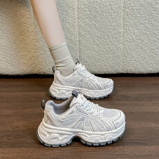 批发2026夏季新款<b class='q'>休闲</b>鞋老爹鞋女鞋货号