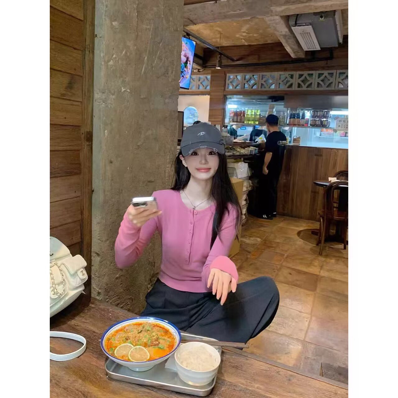봄 한 부서 착용 가져 가라. 몸매 가꾸기 긴팔 작은 키 새로운 여성 티셔츠 니트 스웨터 기본 셔츠 핑크색 인사이드 잡아라. 의류
