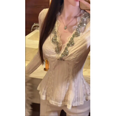 批发粉红PINK丨“唯1”设计感ins风重工镶钻V领蕾丝上衣FH25D4T3643