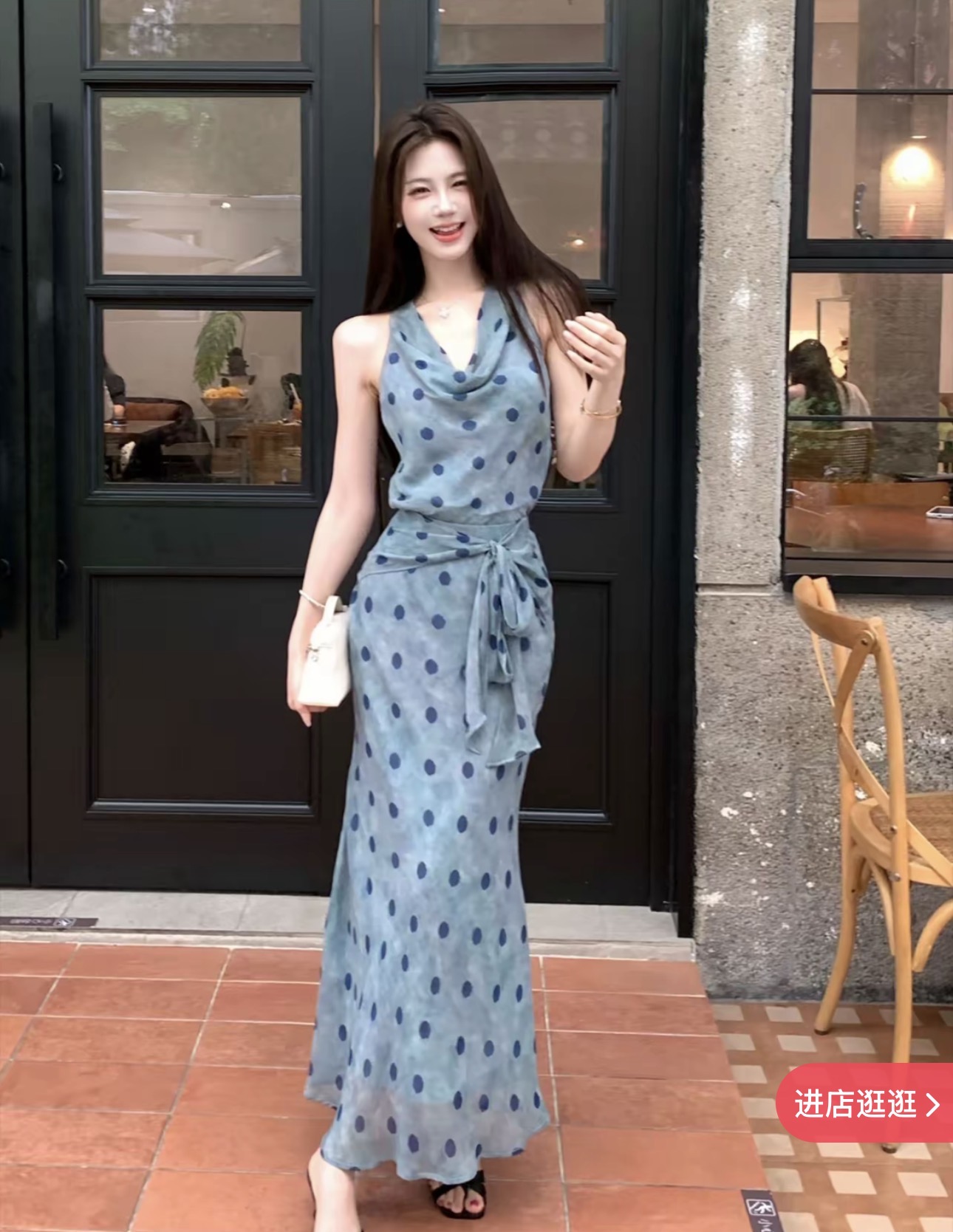 무쯔리 목자이 ~ 중 리 블루 웨이브 리플 그림자 프랑스식 V넥 도트 무늬 민소매 쉬폰 톱 도루 센스 슬림해 보이는 반 스커트 세트