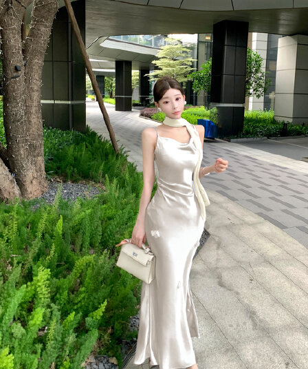 실사 프랑스식 빛 럭셔리 품격 흔들다 칼라 인어 꼬리 슬립 여성 드레스 여름 명문 여성 몸매 가꾸기 연회 예복 투피스 세트