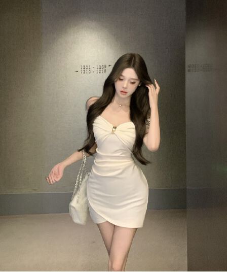실사 2026 새로운 오프숄더 주름 홀로우 아웃 민소매 몸매 가꾸기 슬림해 보이는 섹시함 핫걸 아름다운 드레스