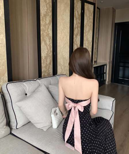 실사 프랑스식 도트 무늬 나비 매듭 다양한 착용 법 행침 목 튜브탑 드레스 해변가 휴가 고급 센스 인어 꼬리 스커트