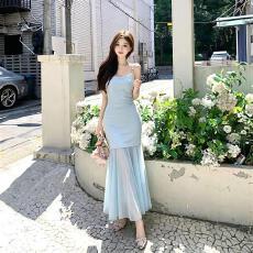 批发实拍纯欲风浅蓝色网纱连衣裙女夏新款辣妹设计感气质收腰<b class='q'>包臀</b><b class='q'>长裙</b>