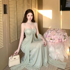 批发实拍温柔轻奢名媛甜美气质抹胸网纱连衣裙高级感一字领露肩礼服裙