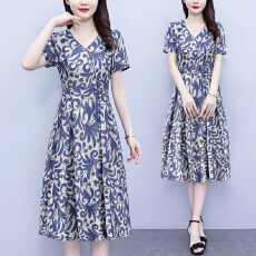 批发雪夕妈妈连衣裙夏季女2026新款印花短袖<b class='q'>中老年</b>收腰显瘦连衣裙洋气