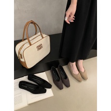 批发方头绒面豹纹单鞋女鞋子2025新款<b class='q'>夏</b>季法式复古黑色通勤船鞋