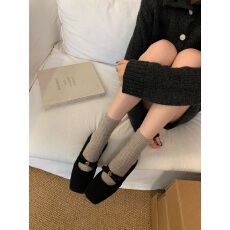 批发~法式高级感外穿不累脚通勤坡跟显瘦单鞋女<b class='q'>百搭</b>呢子休闲鞋