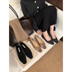 法式蝴蝶结平底浅口单鞋女新款仙女风一脚蹬通勤呢子瓢鞋