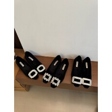 2025冬上新法式水钻方头粗跟百搭丝绒小香风单鞋