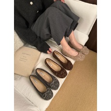 批发灰色毛毛鞋女外穿浅口呢子单鞋女2025秋冬款<b class='q'>韩版</b>一脚蹬平底豆豆鞋