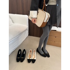 法式小香风拼色毛呢加绒毛毛鞋女山茶花浅口一脚蹬芭蕾玛丽珍单鞋