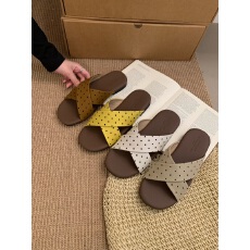 批发2026波点交叉带拖鞋女外穿复古<b class='q'>休闲</b>凉拖鞋度假海边沙滩拖鞋