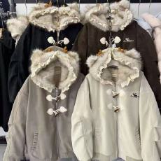 批发美式花边帽牛角扣小羊角设计皮衣外套加绒加厚宽松保暖学生棉服