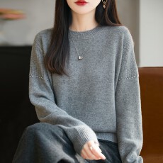 批发时尚纯色拼接钉珠针织打底<b class='q'>衫</b>女洋气大码女装上衣秋冬<b class='q'>毛</b>衣