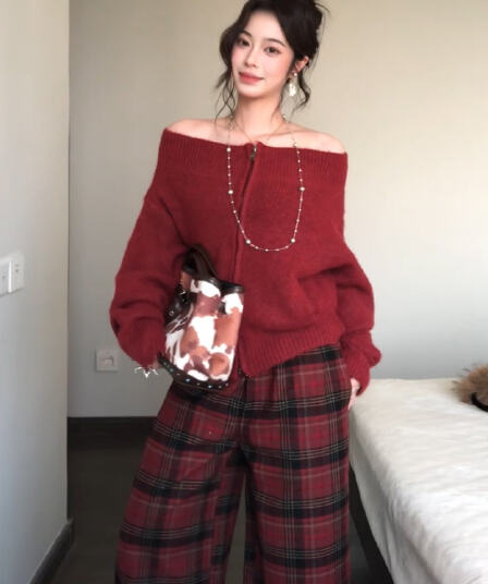 한 부서 빨간색 오프숄더 스웨터 여자 가을 겨울철 루즈핏 느긋한 핫걸 오프숄더 긴팔 니트 스웨터 카디건 코트