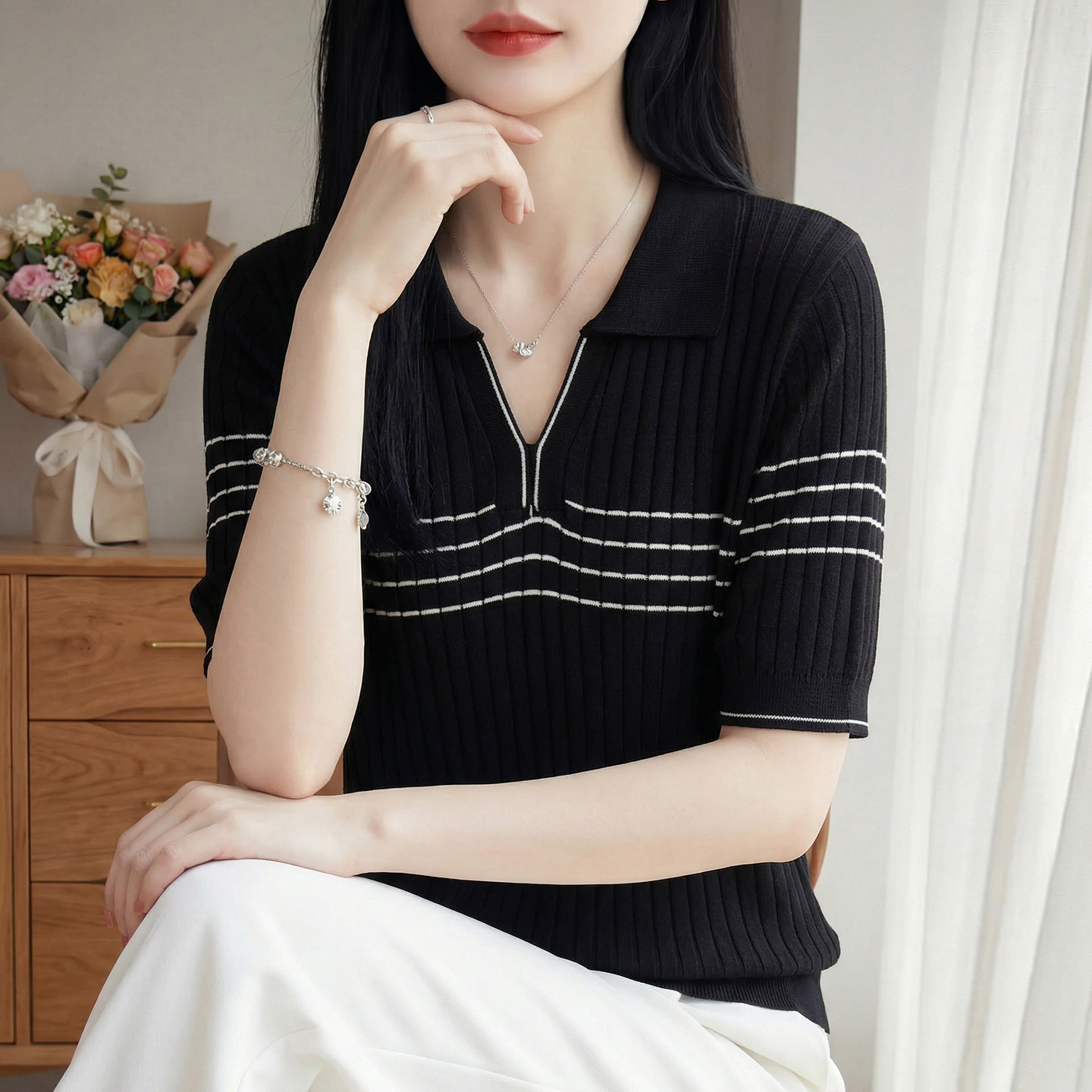 품격 긍정적 인 어깨 폴로 칼라 여름 얇은 스타일 스트라이프 니트 반팔 여성 검정색 슬림해 보이는 빅 사이즈 루즈핏 중간 소매 티셔츠 맨위