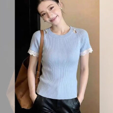 批发温柔风蓝色拼接冰丝针织短袖女2026夏季新款钉珠休闲百搭上衣