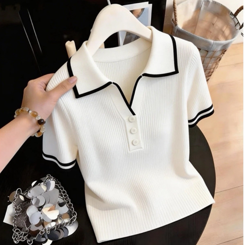 화이트 POLO 칼라 니트 반팔 여성 2026 새로운 여름 배색 구덩이 기사 슬림해 보이는 품격 다용도 쇼트 스타일 맨위