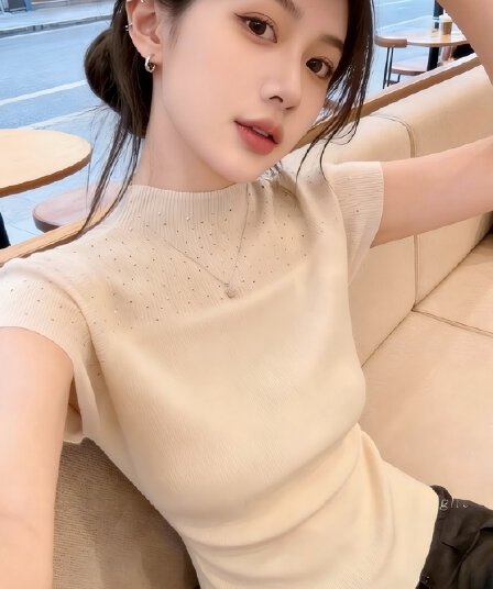 빛 요리 한 바람 품격 숙녀 2026 여름 새로운 편안함 통기성 맨위 여성 몸매 가꾸기 슬림해 보이는 니트 스웨터 반팔