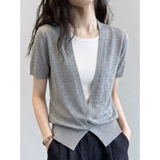 批发灰色假两件正肩短袖T恤女2026新款夏<b class='q'>大码</b>胖mm收腰显瘦不规则上衣