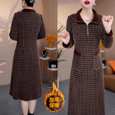 批发加毛加厚百搭连衣裙春秋修身显瘦气质减龄时尚礼服格子长<b class='q'>裙子</b>
