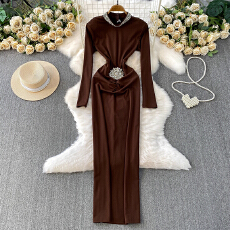 批发<b class='q'>欧美</b>ins高级感重工镶钻圆领<b class='q'>连衣裙</b>女秋季名媛收腰优雅包臀礼服裙