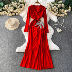 批发<b class='q'>欧美</b>外贸ins主持人气质V领<b class='q'>连衣裙</b>女高级感镶钻收腰显瘦开叉礼服裙