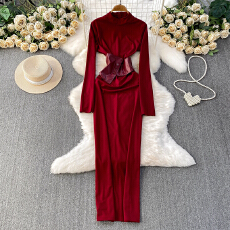 批发<b class='q'>欧美</b>高级感气质半高领长袖<b class='q'>连衣裙</b>女秋季设计PU皮收腰显瘦包臀长裙