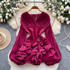 批发<b class='q'>欧美</b>小众<b class='q'>高端</b>收腰立体花朵泡泡袖连衣裙女秋季轻奢名媛荷叶边短裙