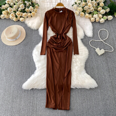 批发法式高级感小众时尚压褶长袖连衣<b class='q'>裙</b>女秋冬设计收腰气质开叉礼服<b class='q'>裙</b>