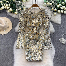 批发欧美轻奢名媛<b class='q'>优雅</b>博士私服圆领<b class='q'>连衣裙</b>女冬季重工珠片修身显瘦短裙