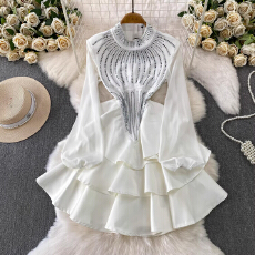 批发欧美轻奢高级感小众烫钻圆领<b class='q'>连衣裙</b>女装网纱收腰显瘦荷叶边蛋糕裙